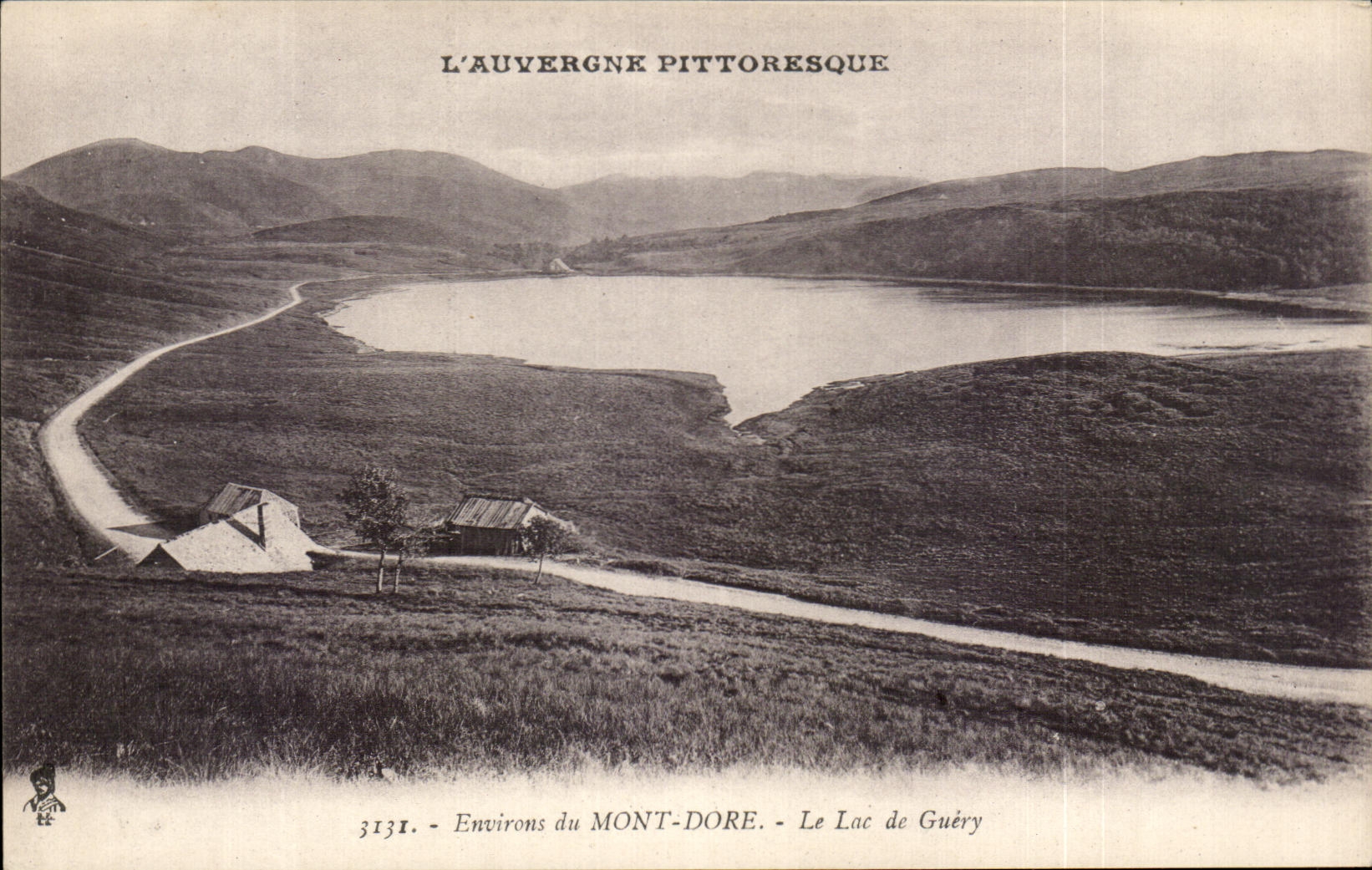 CPA Auvergne Pittoresque Surroundings of the Mount Gilds