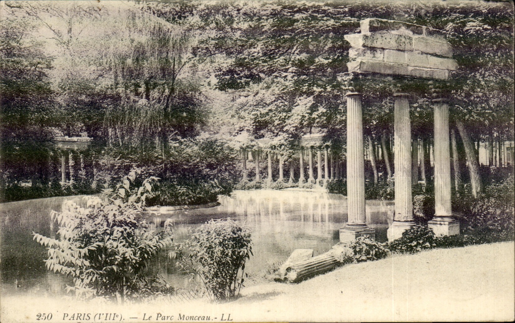 CPA Paris the Park Heap