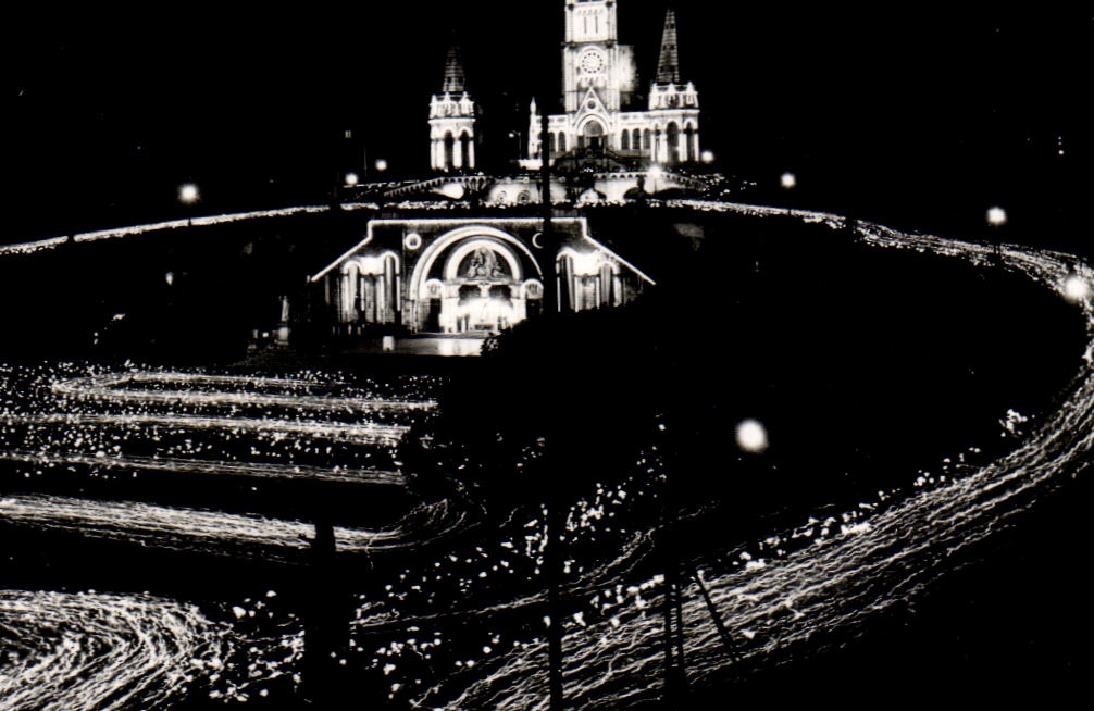 CPA Lourdes the Procession with the Torches