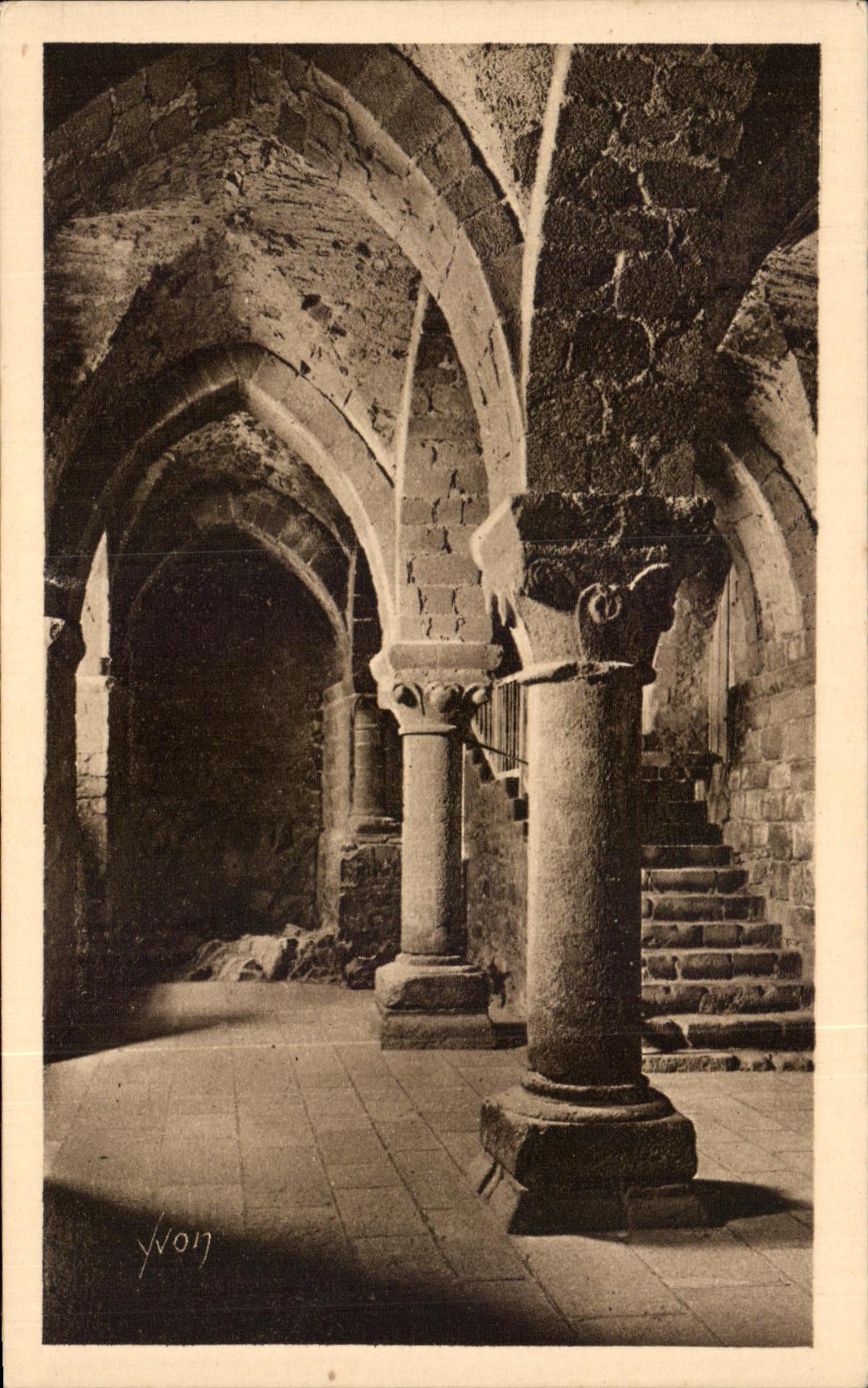 CPA Soft France Mont Saint Michel Crypt Abbey of the North wind