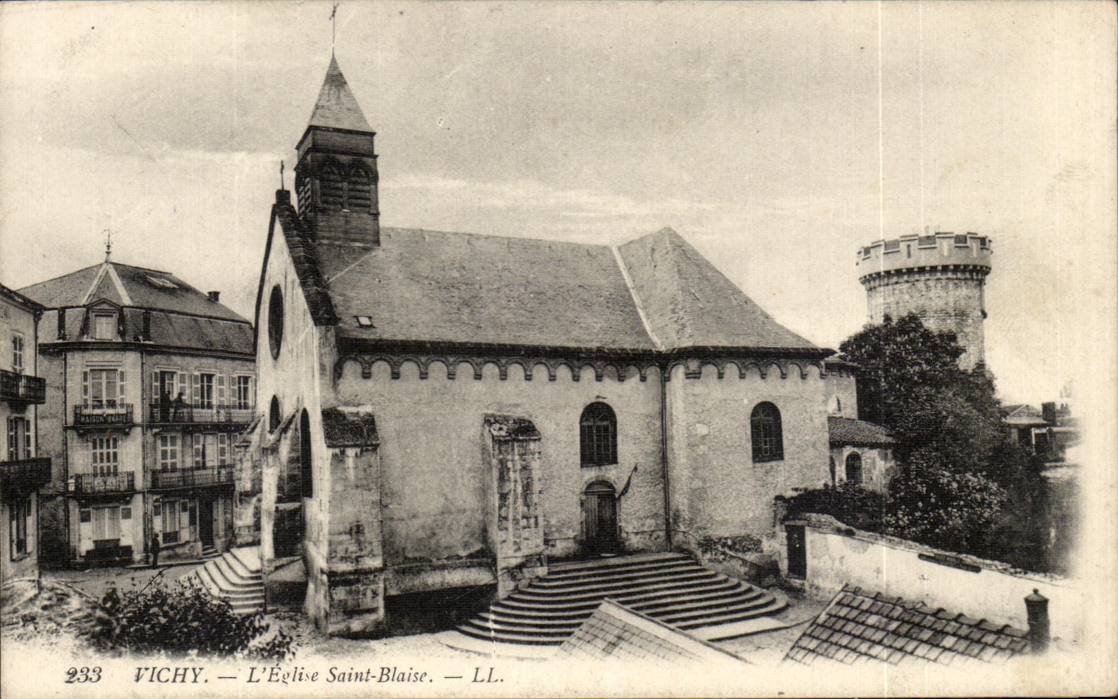 CPA Vichy L'Eglise Saint Blaise