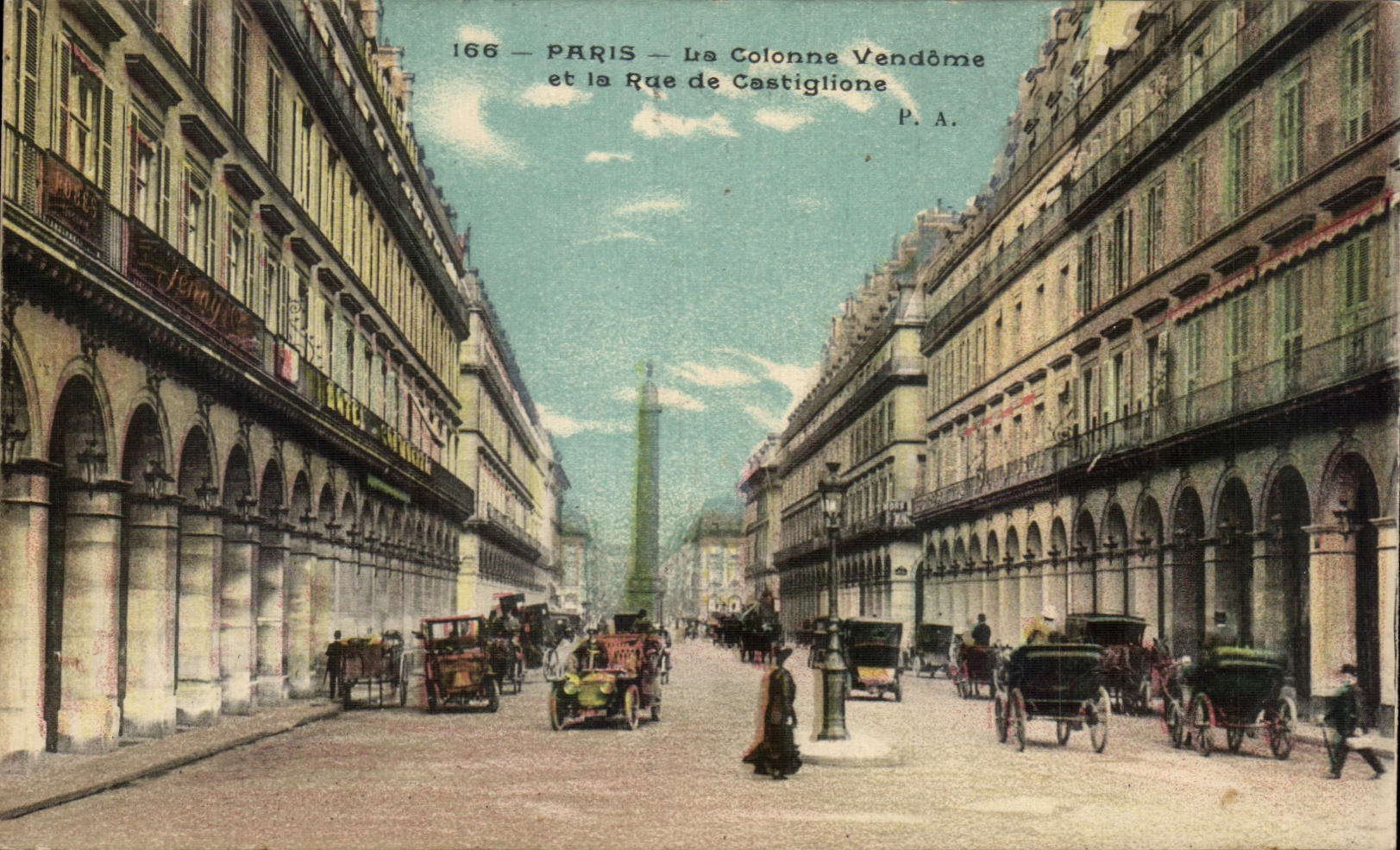 CPA Paris La Colonne Vendome et la Rue de Castiglione