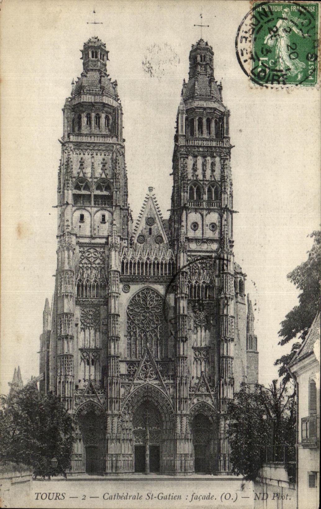 CPA Tours Cathedrale St Gatien Facade