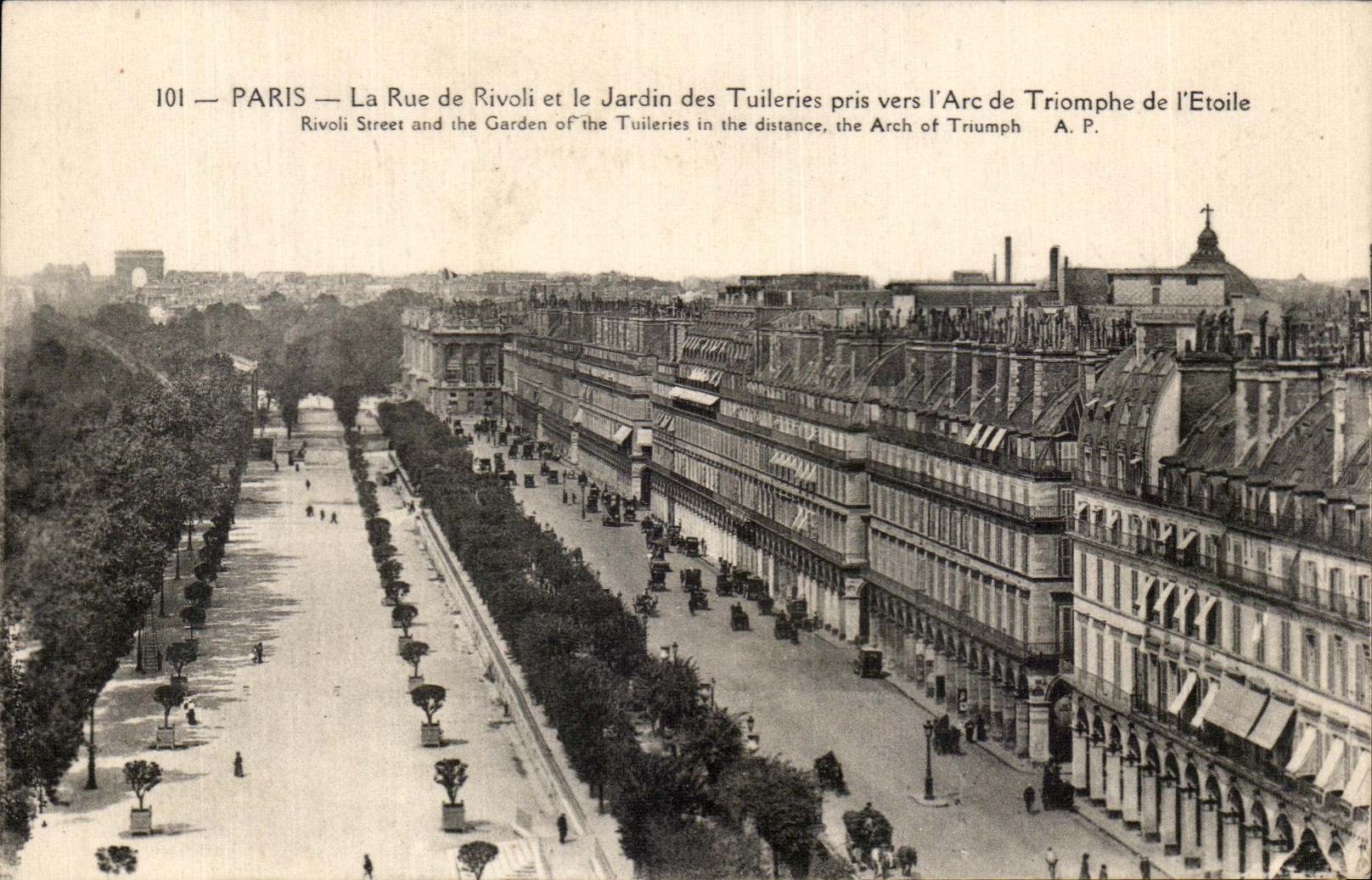 CPA Paris La Rue de Rivoli et le Jardin des Tuileries pris vers I'Acr de Triomphe