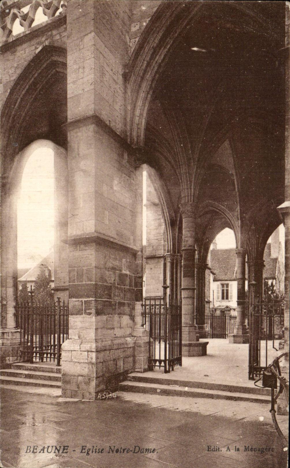 Iglesia de CPA Beaune Notre Dame