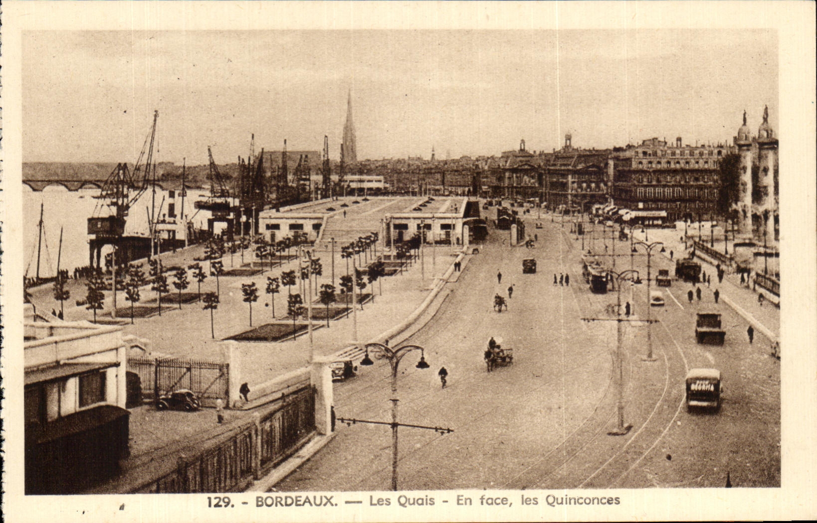 CPA Bordeaux Quays Opposite the Quincunxes