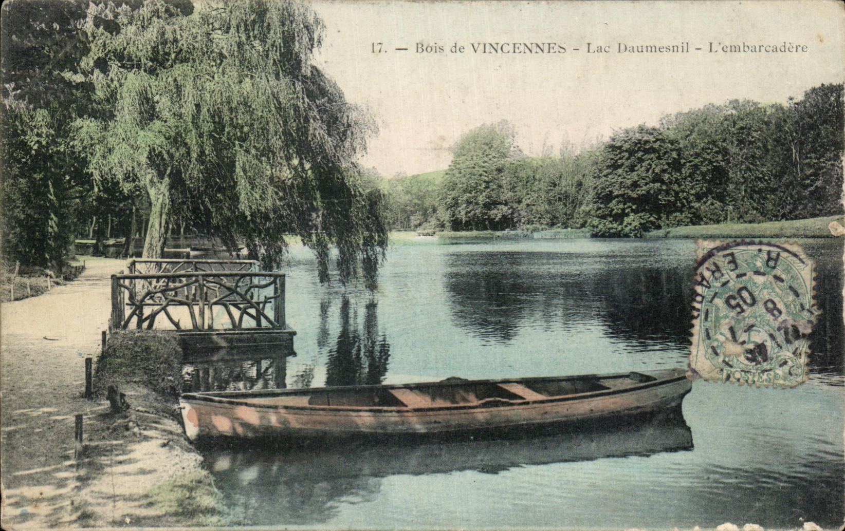 CPA Wood of Vincennes Lake Daumesnil the Landing stage