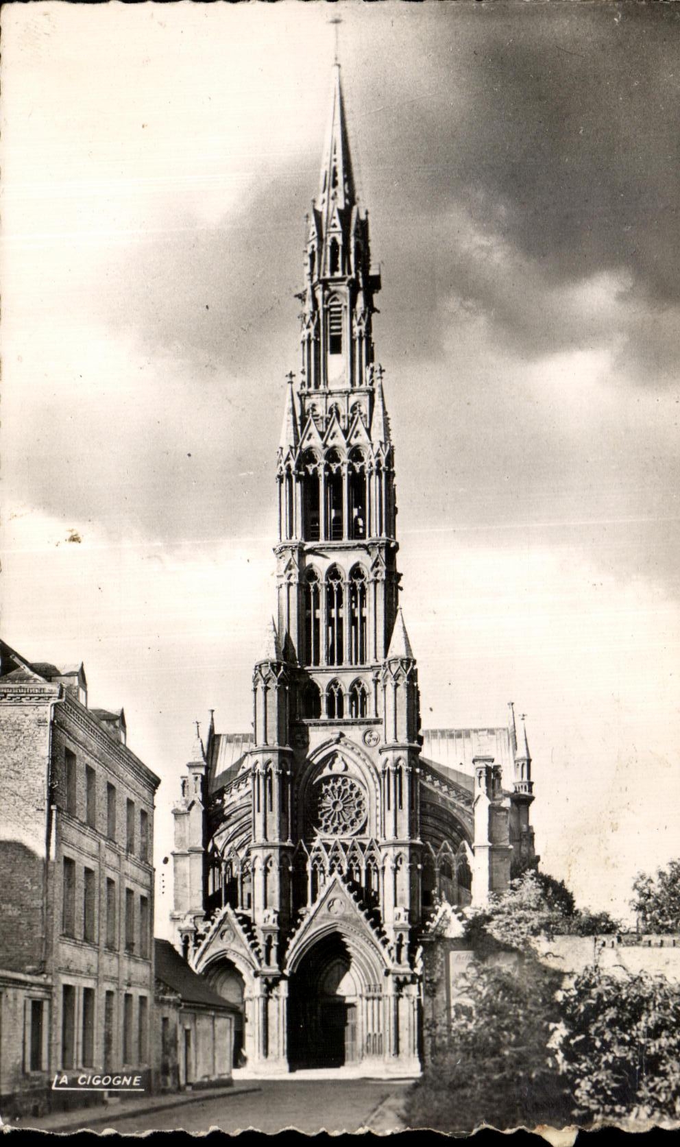 CPA Valenciennes Basilica of St Cord