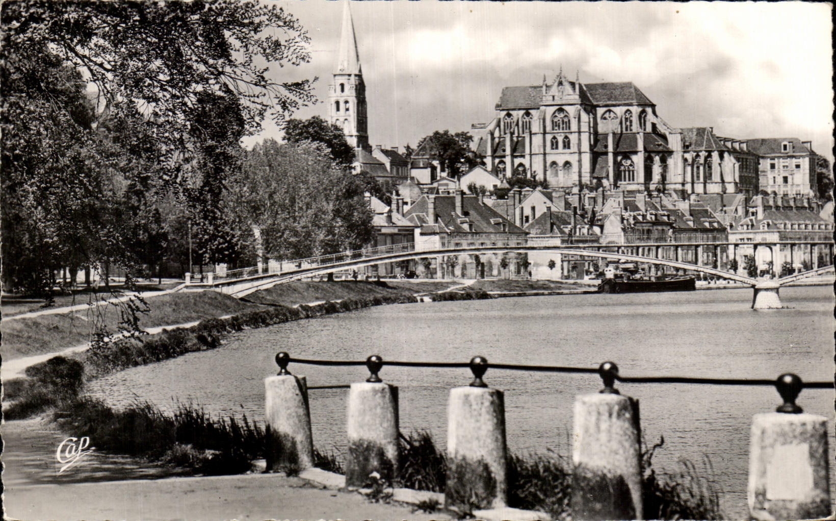 Santo German y Yonne de la iglesia de CPA Auxerre