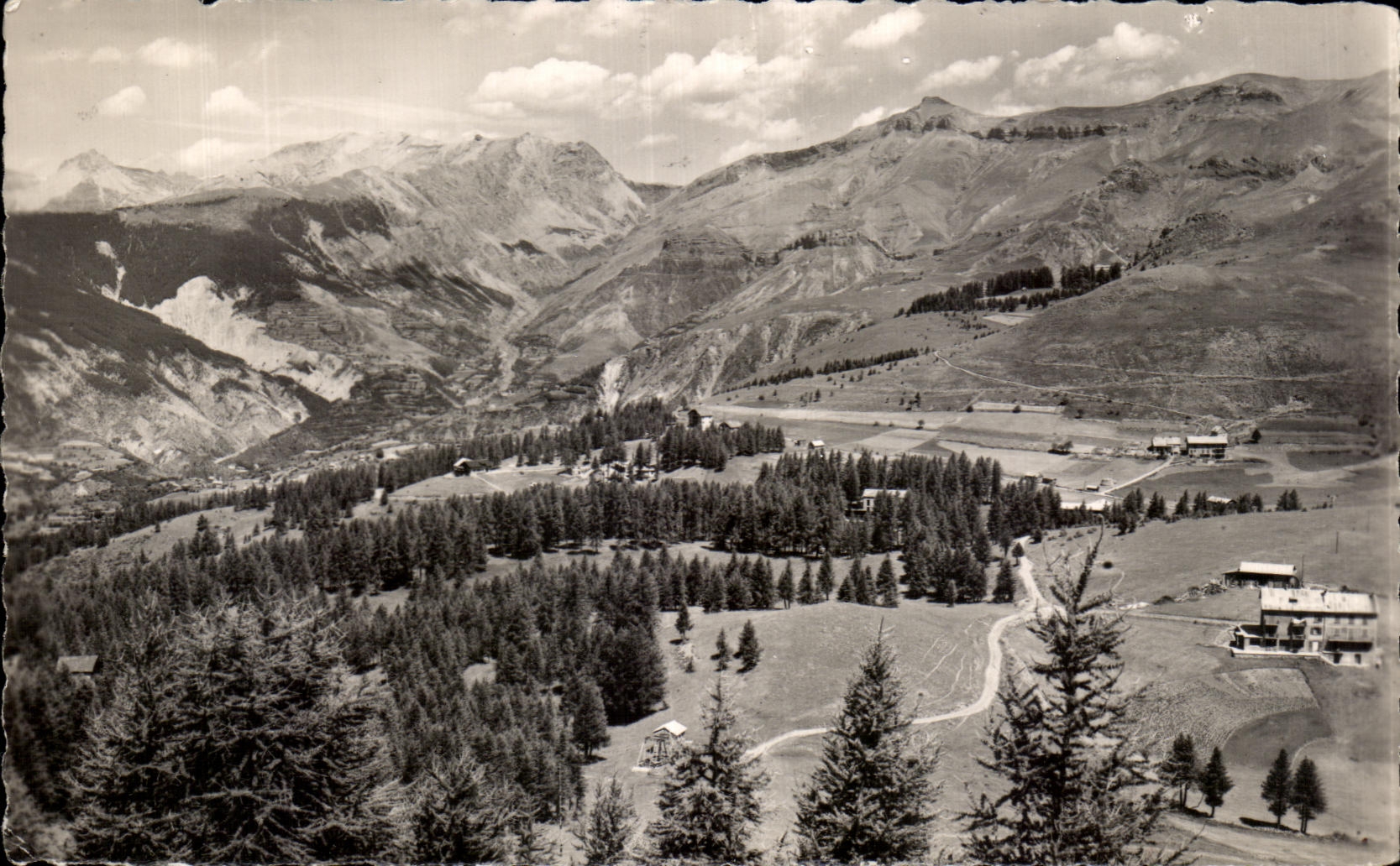CPA las montan@as maritimas Valberg visto hacia el collar de Crous tomado de las cuestas de la cruz de Sapet