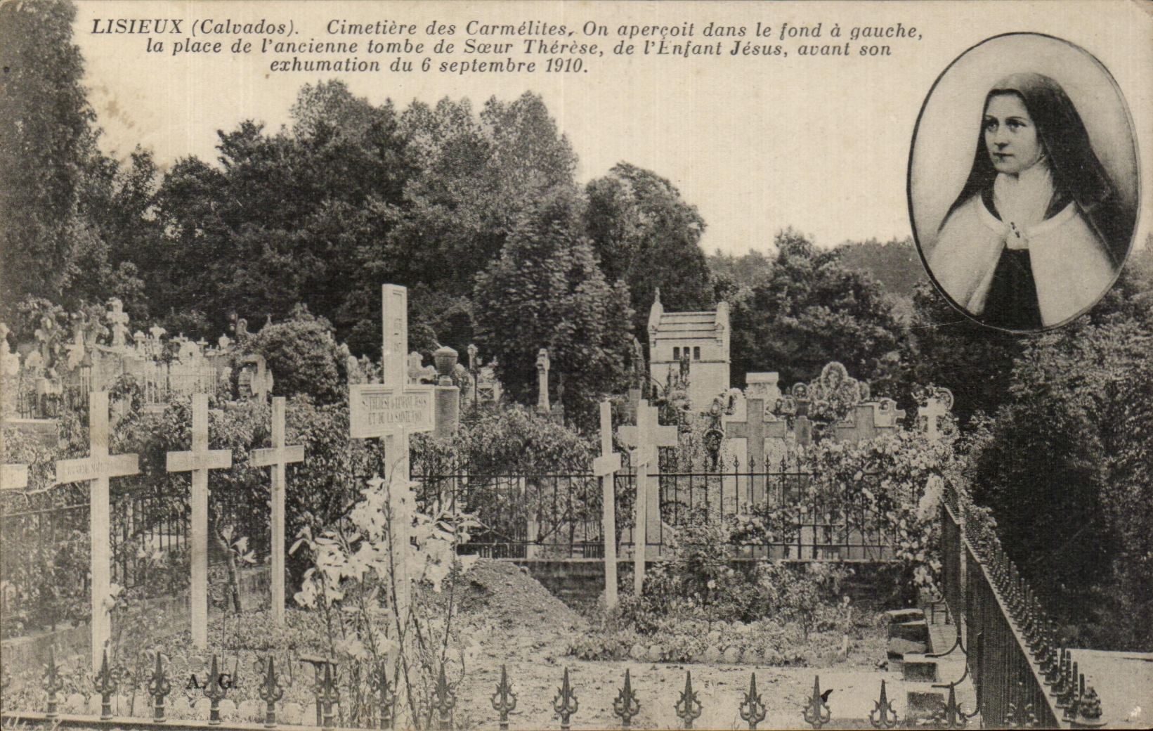 CPA Lisieux Cemetery of the Carmelite nuns Sainte Therese