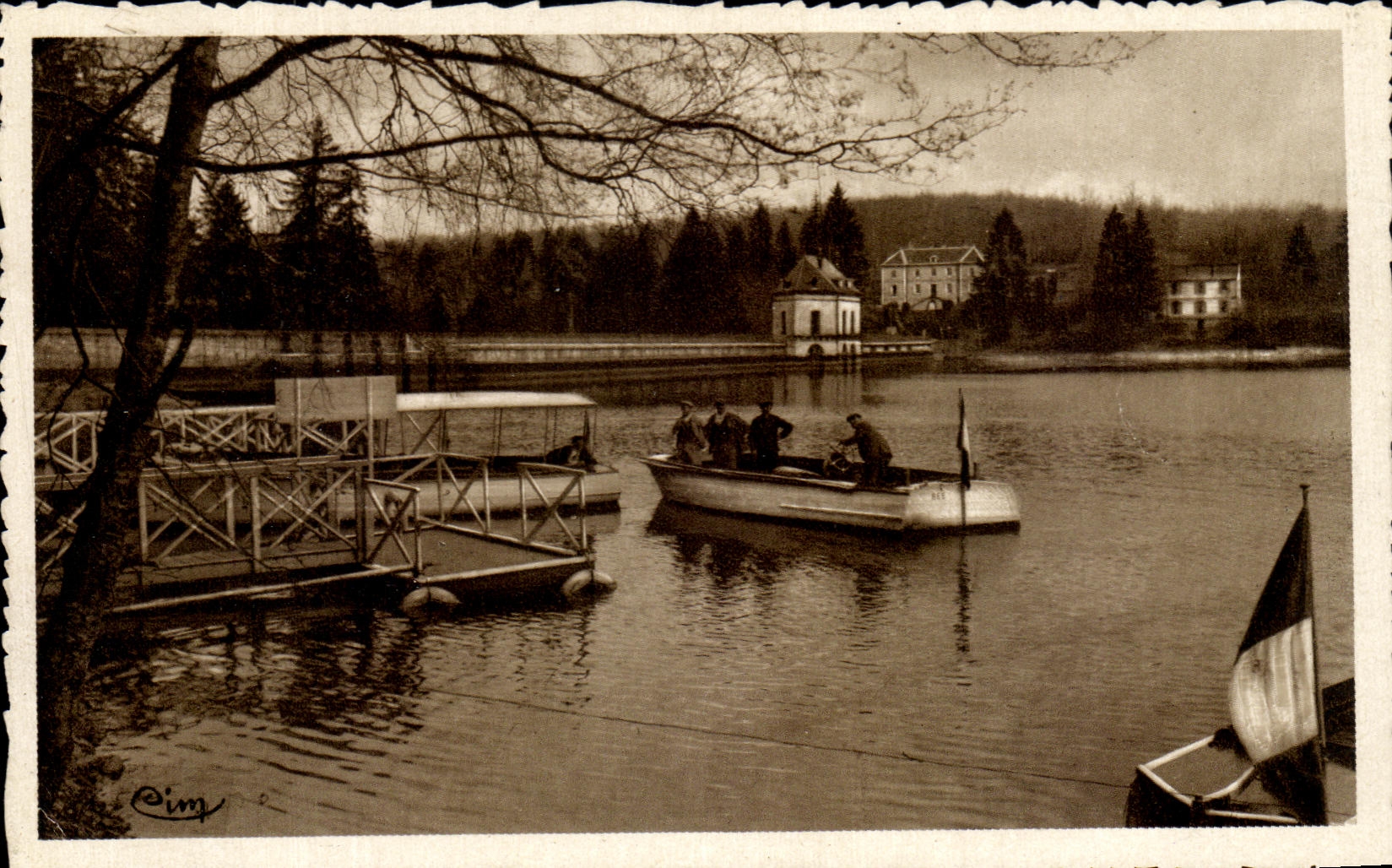 CPA Lake Of Settons Boat car Bee slide block carrying out Fishing with the Drag and the Walk around the Lake