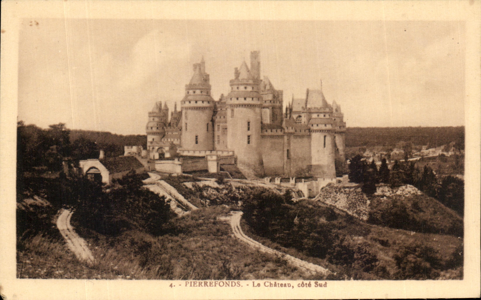 CPA Pierrefonds Le Chateau Cote Sud