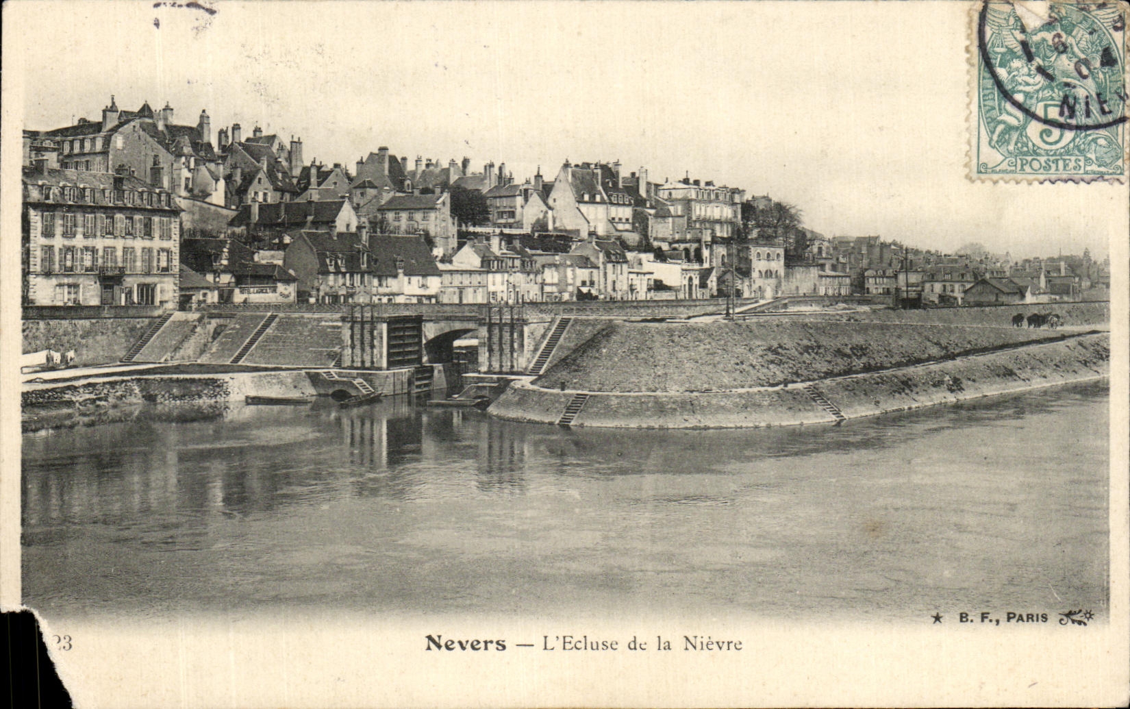 CPA Nevers la cerradura de Nievre