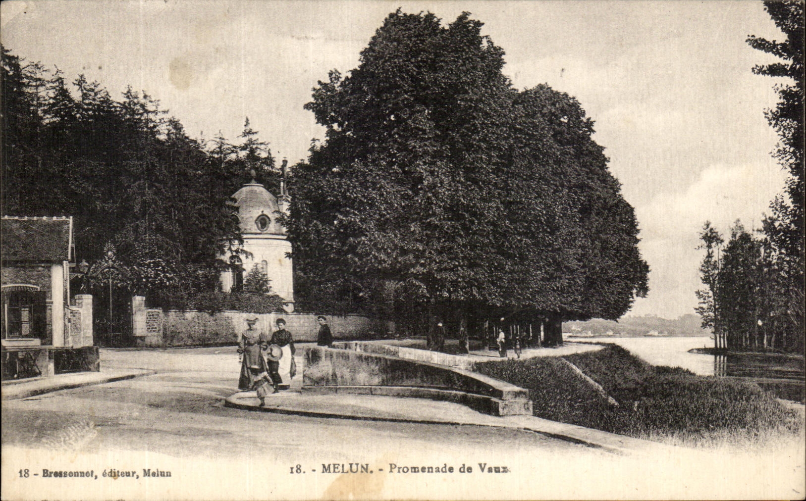 La promenade de CPA Melun de quiere