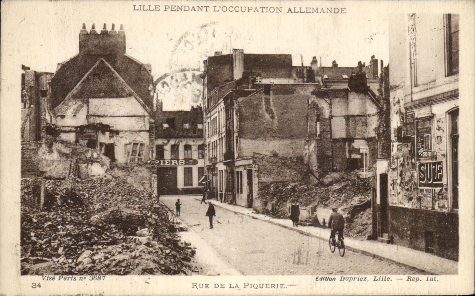 CPA Lille During Ocoupation German Street Of Piquerie Militaria