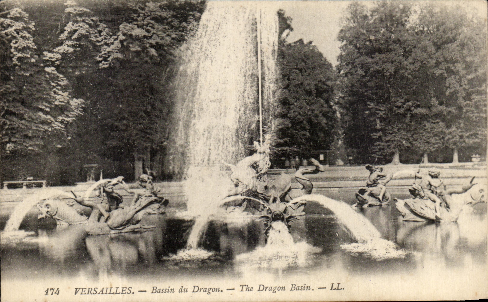 CPA Versailles Bassin du Dragon 