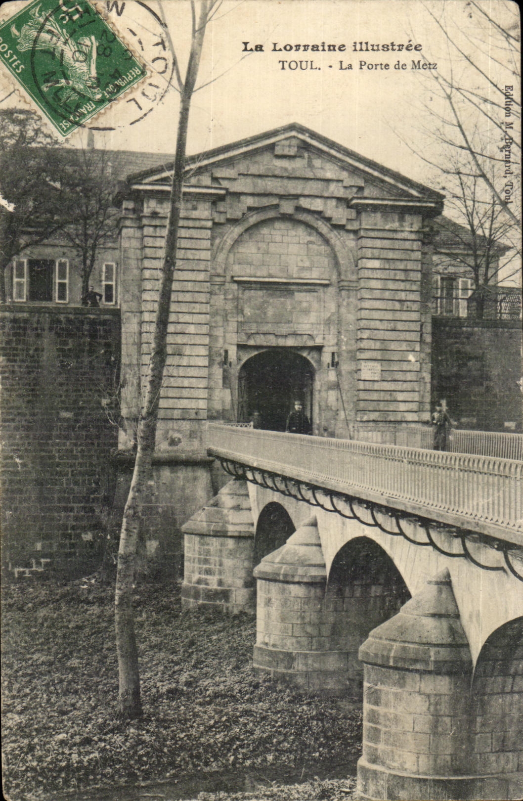 CPA Toul ilustrado Lorrraine la puerta de Metz