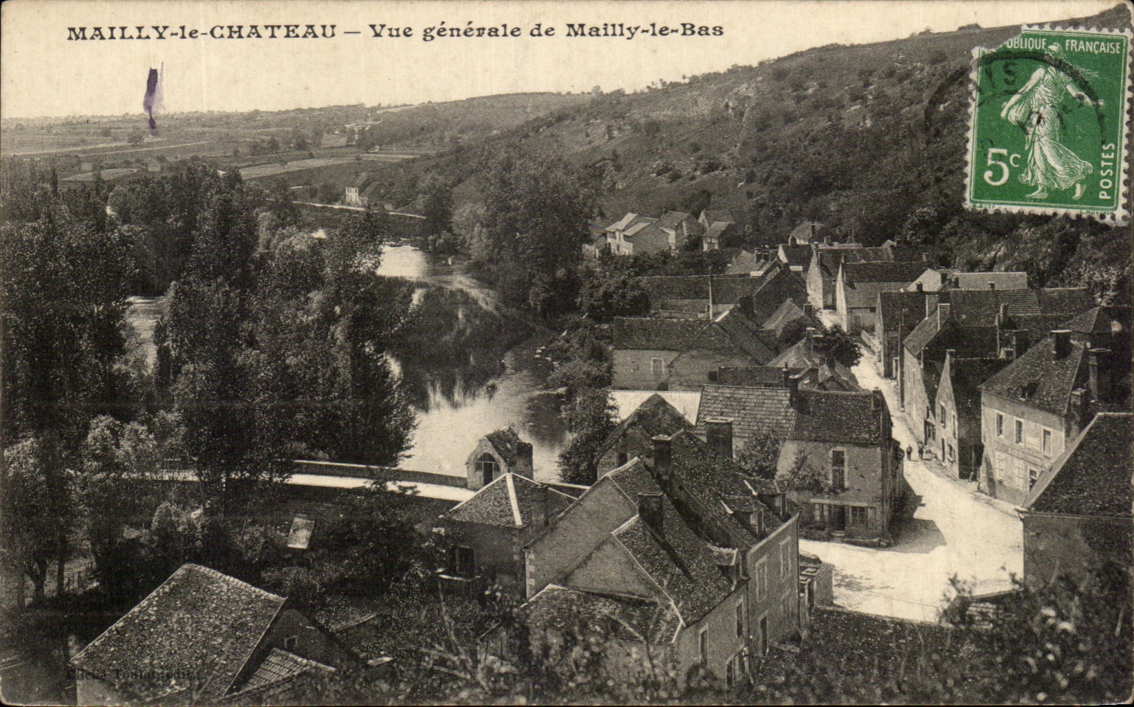 CPA Mailly the Castle View De Mailly Bottom