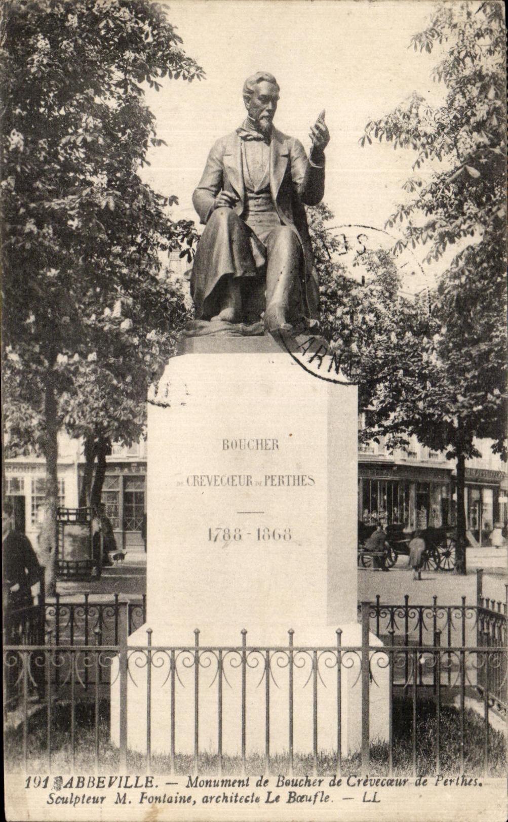 CPA Abbeville Monument Of Stopping De Crevecoeur De Perthes