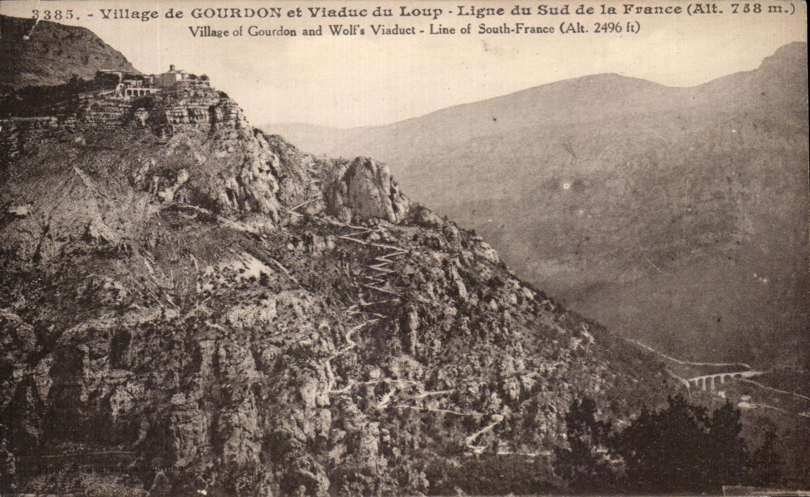 CPA Village de Gourdon et Viaduc du loup Ligne du Sud de la France