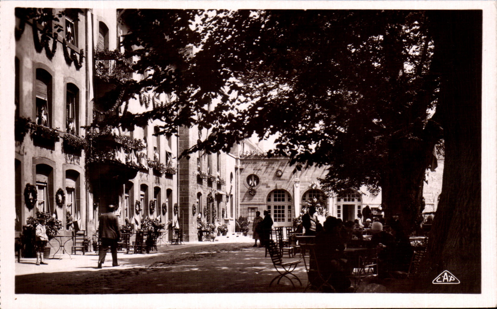 Montaje co de CPA Corte grande de Odile