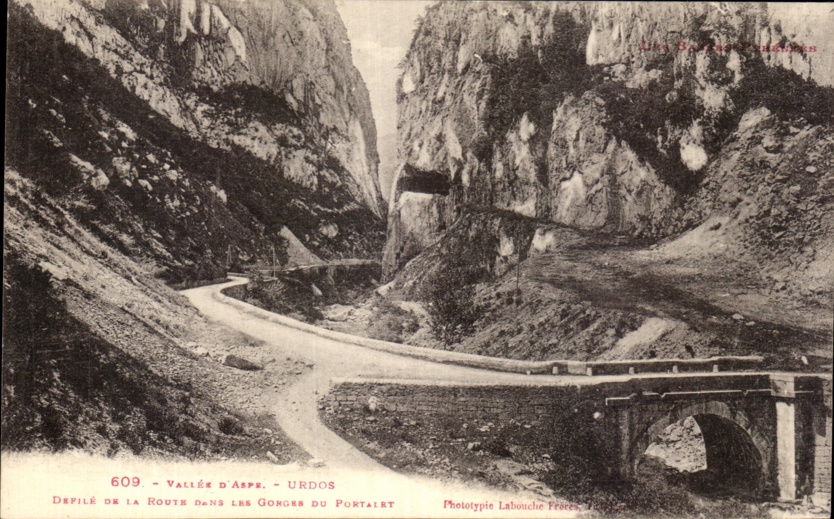 CPA the Low Pyrenees Valley Of Urdos Winder Ravelled of the road das throats of Portalet