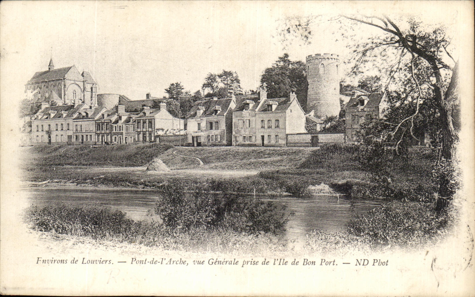 CPA Surroundings of Louviers Bridge of the Arch View taken of the Island of Good Port