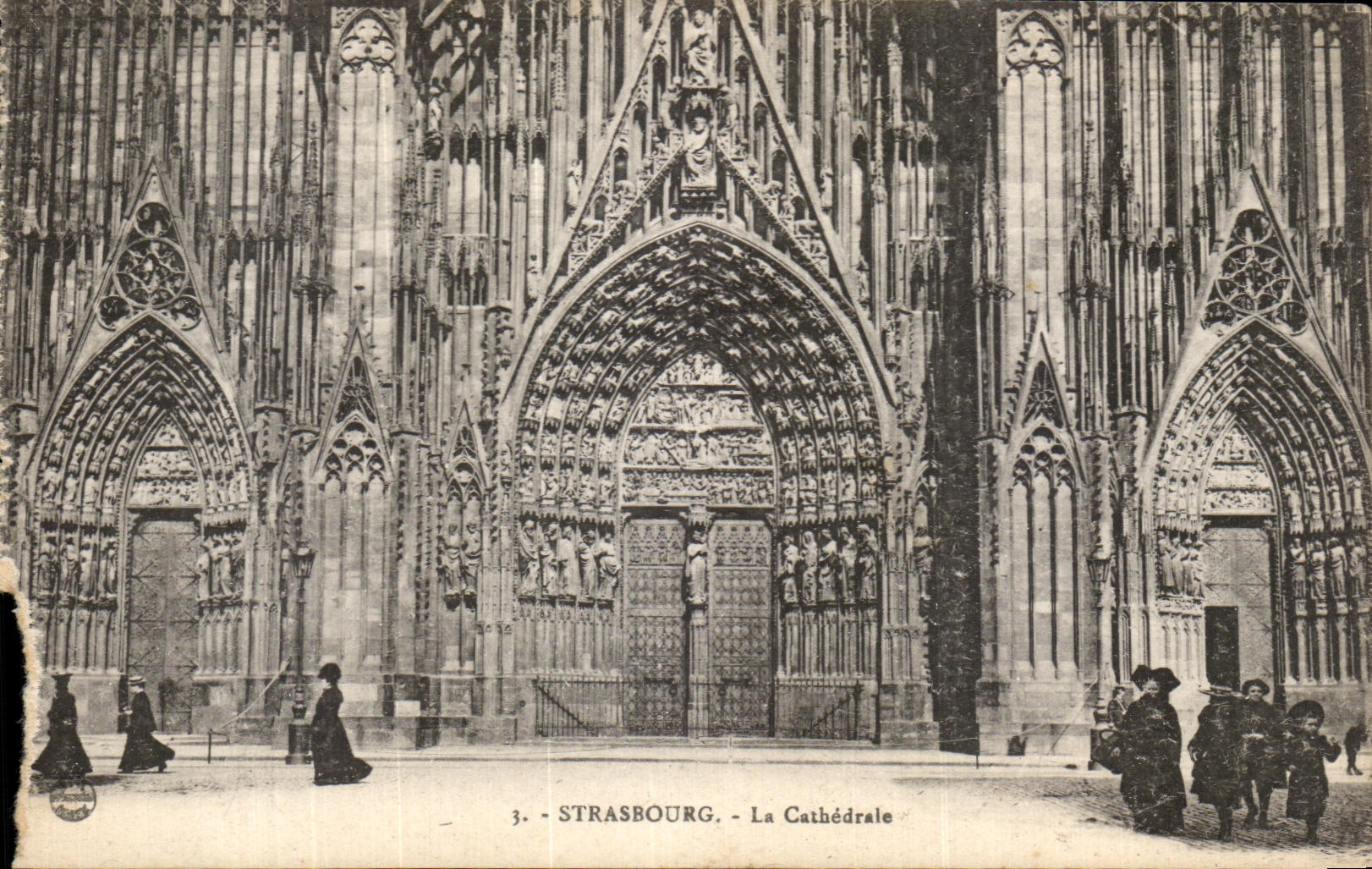 CPA Strasbourg the Cathedral Children