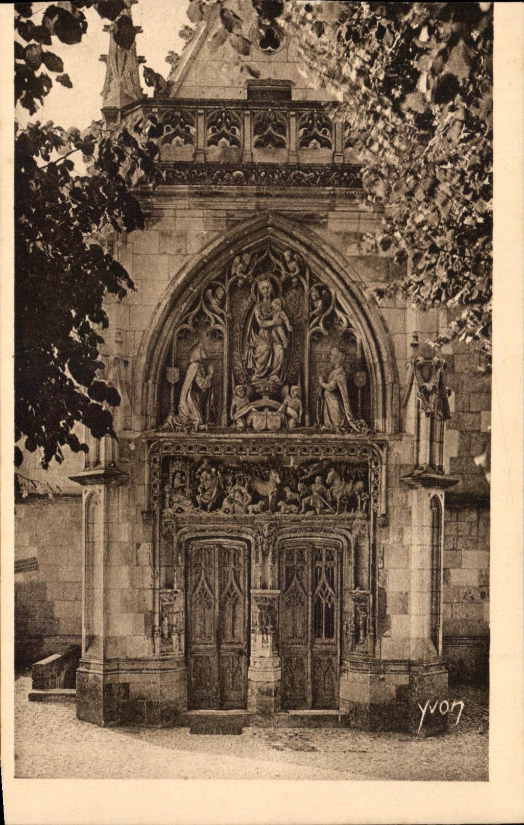 CPA Francia suave Loire ch4ateau el castillo de la puerta de Amboise del St Huberto de la camara acorazada