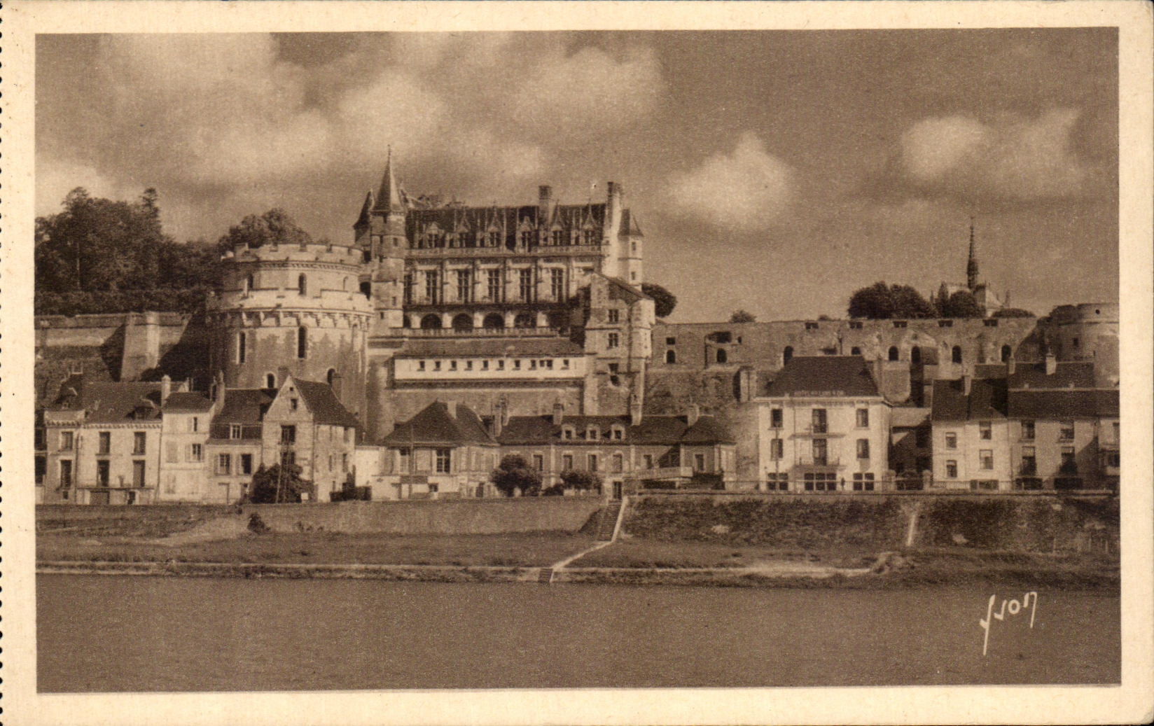 Atar-pedazo de CPA Loire ch4ateau