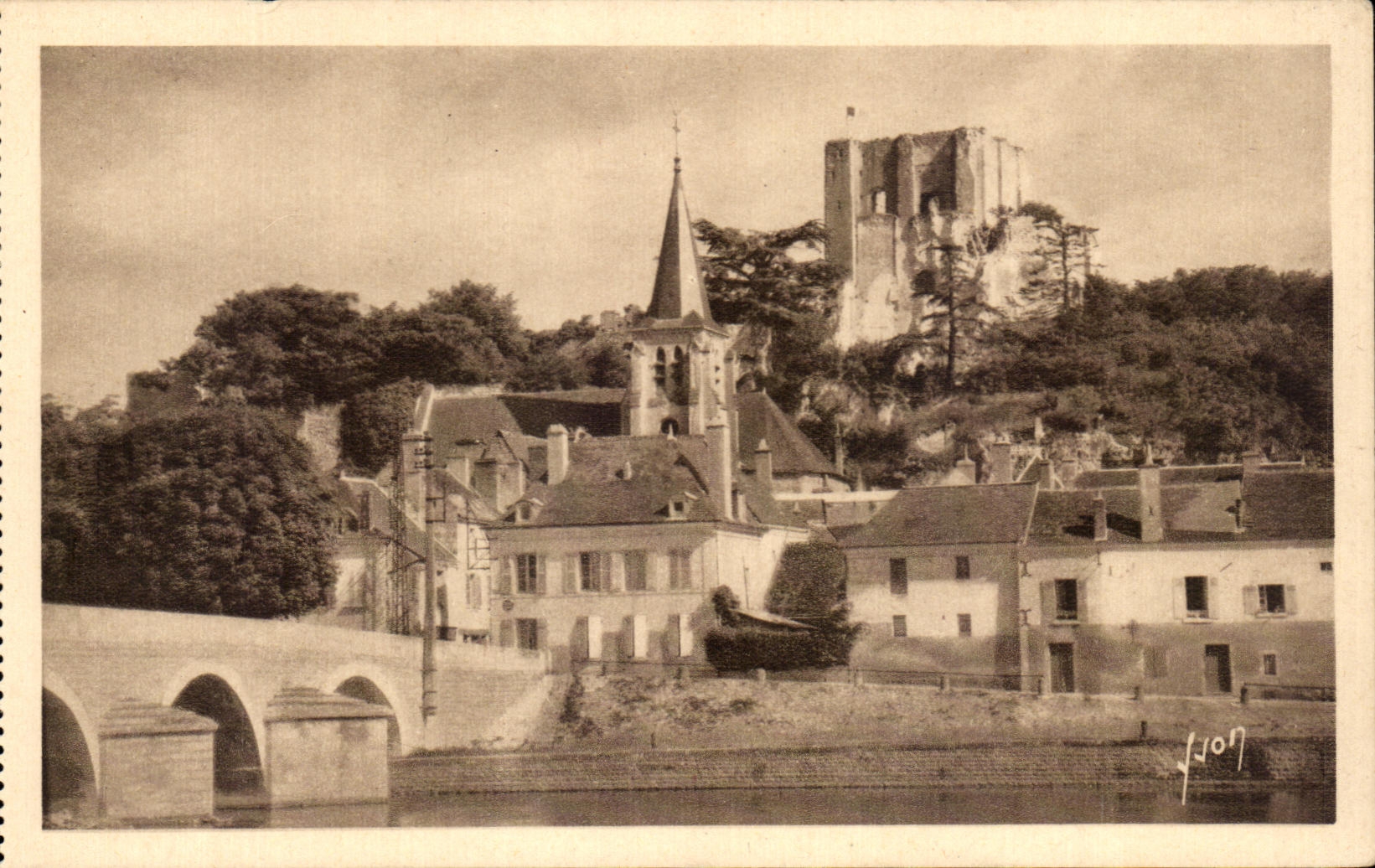 CPA Loire ch4ateau Montrichard