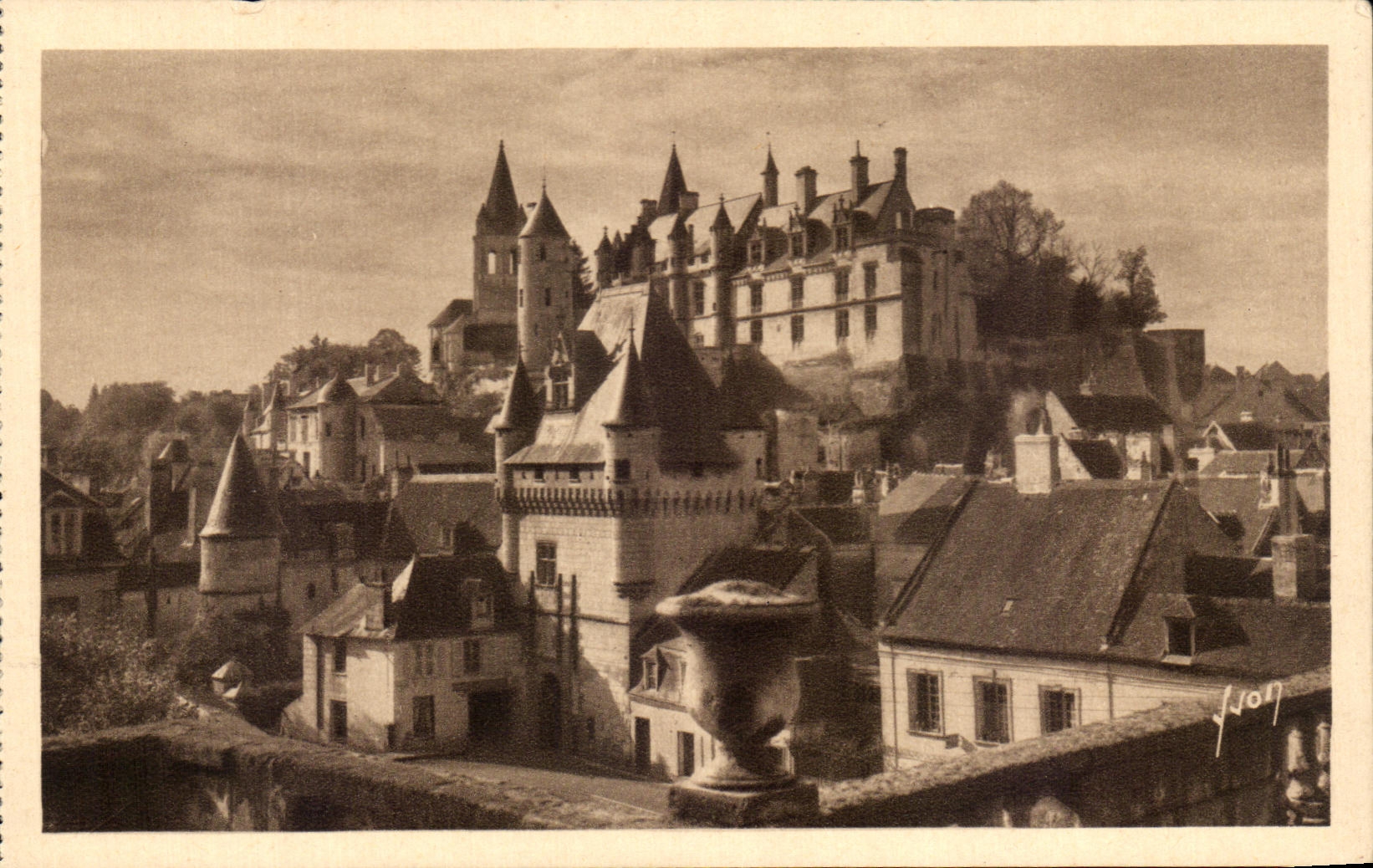 CPA Loire ch4ateau Loaches