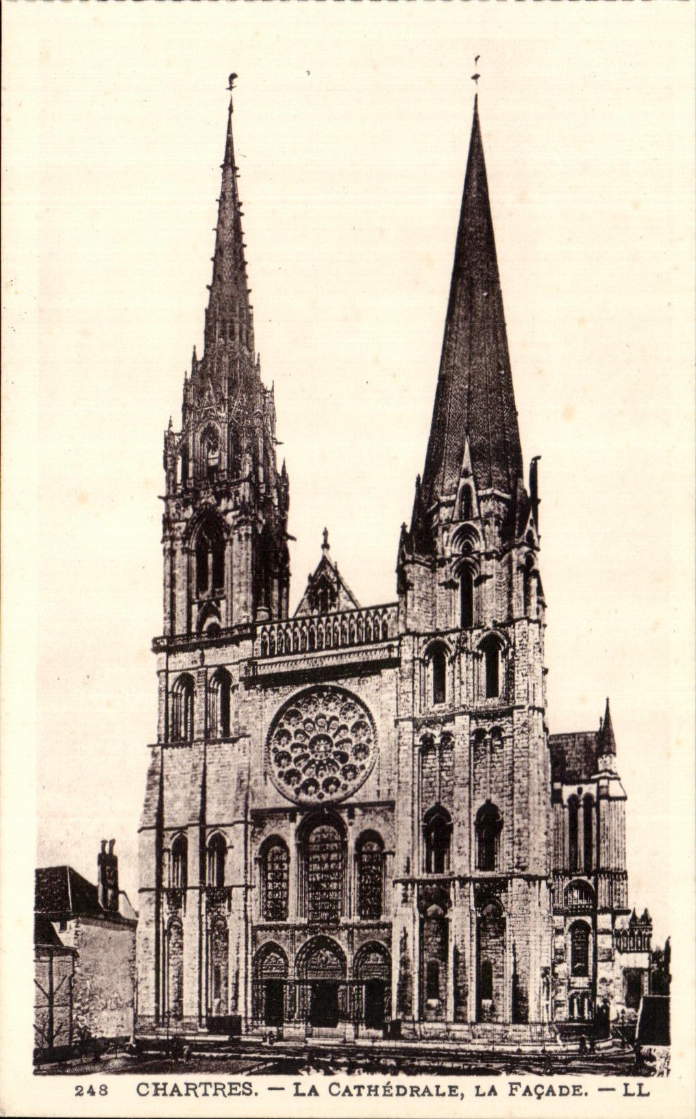 CPA Chartres the Cathedral the Frontage