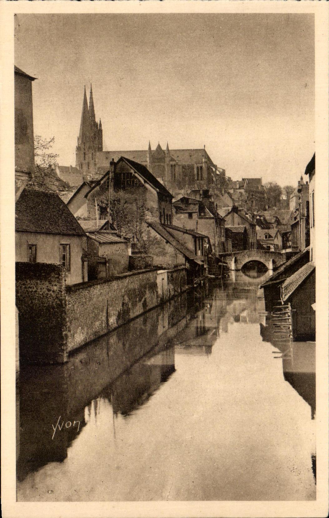 CPA Chartres the Eure with the Bridge St Hilaire
