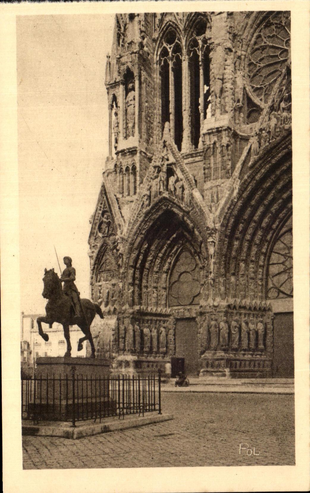 CPA the Reappearing City Rheims Gate of the Cathedral Statue Jeanne d' Arc