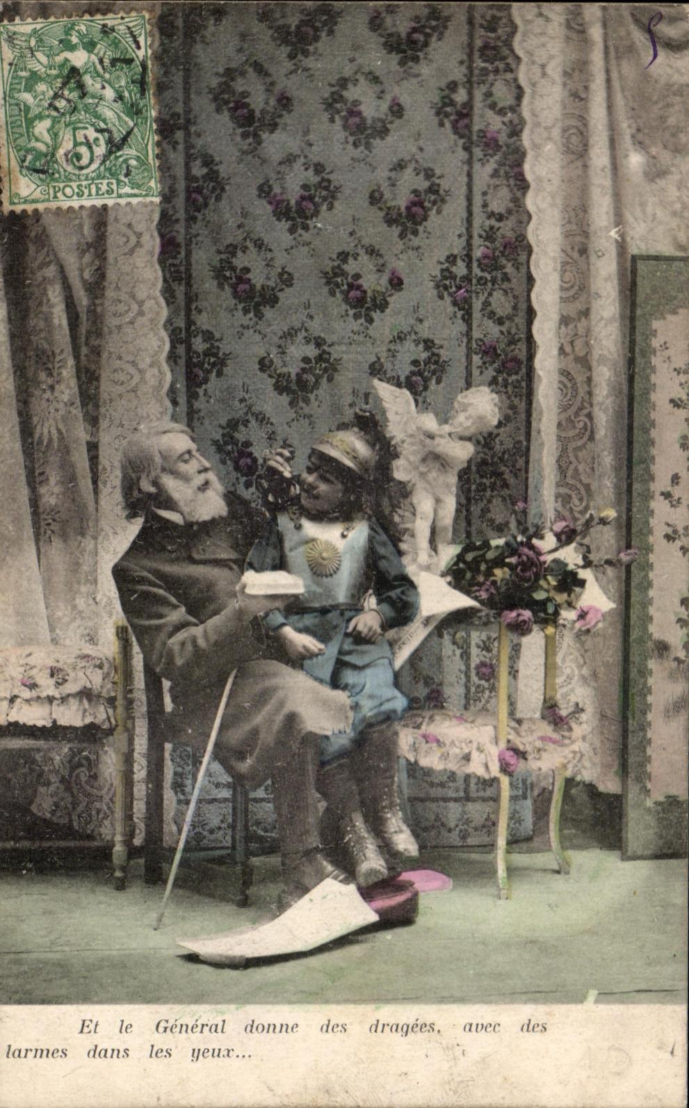 CPA y el general dan las grageas con los rasgones en los ojos Militaria Ange