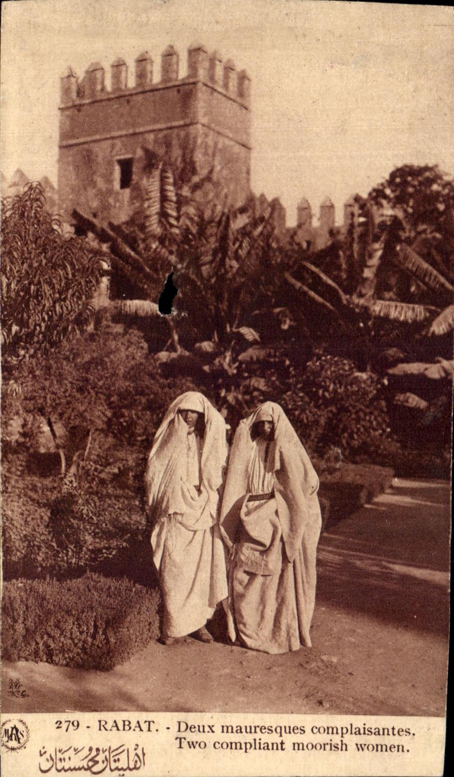 CPA Folds back Two obliging Moorishes Morocco