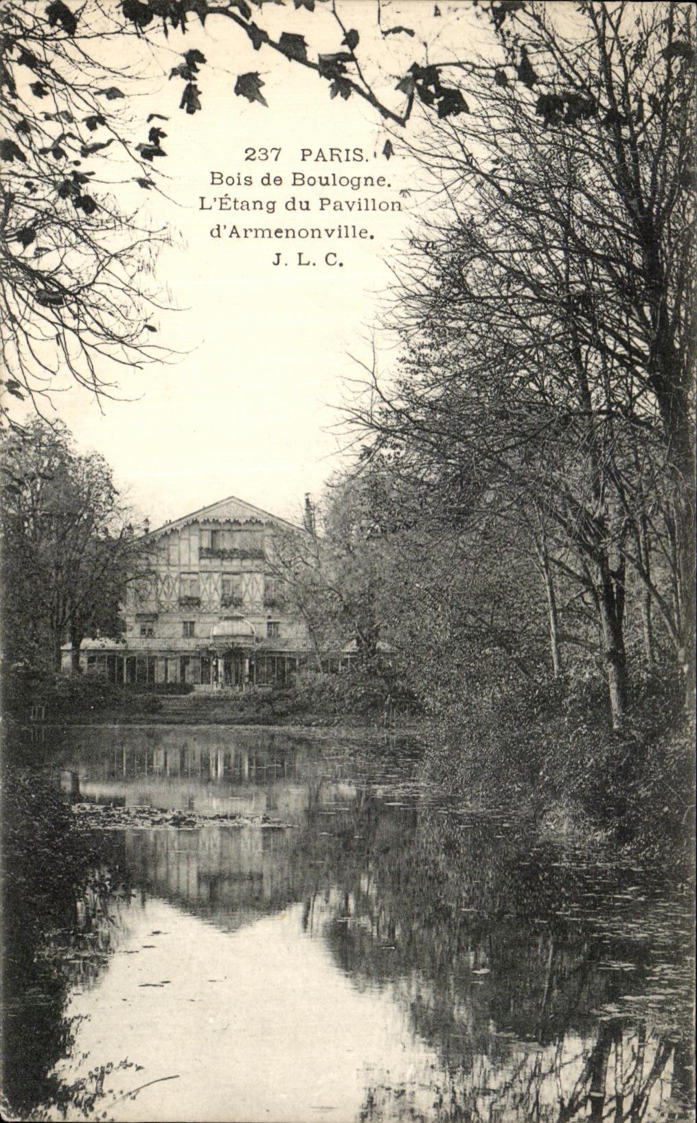 CPA Paris Bois de Boulogne the Pond of the House of Armenonville