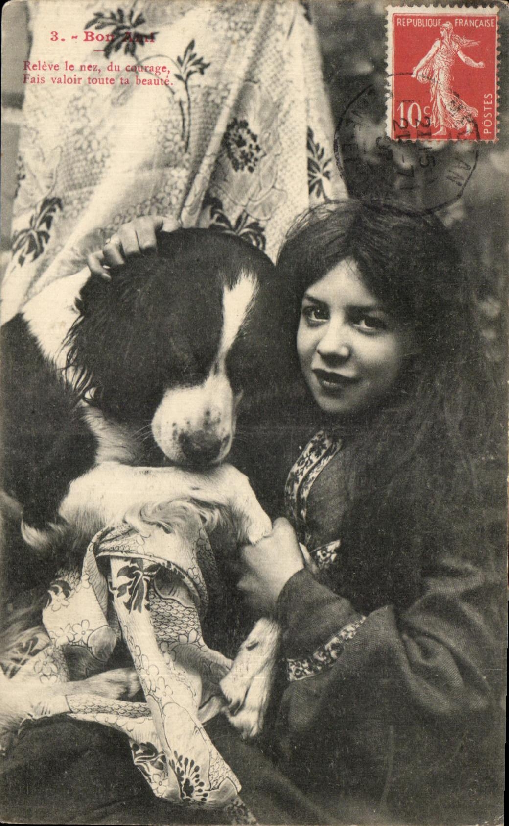 CPA Fantaisie Femme et chien 