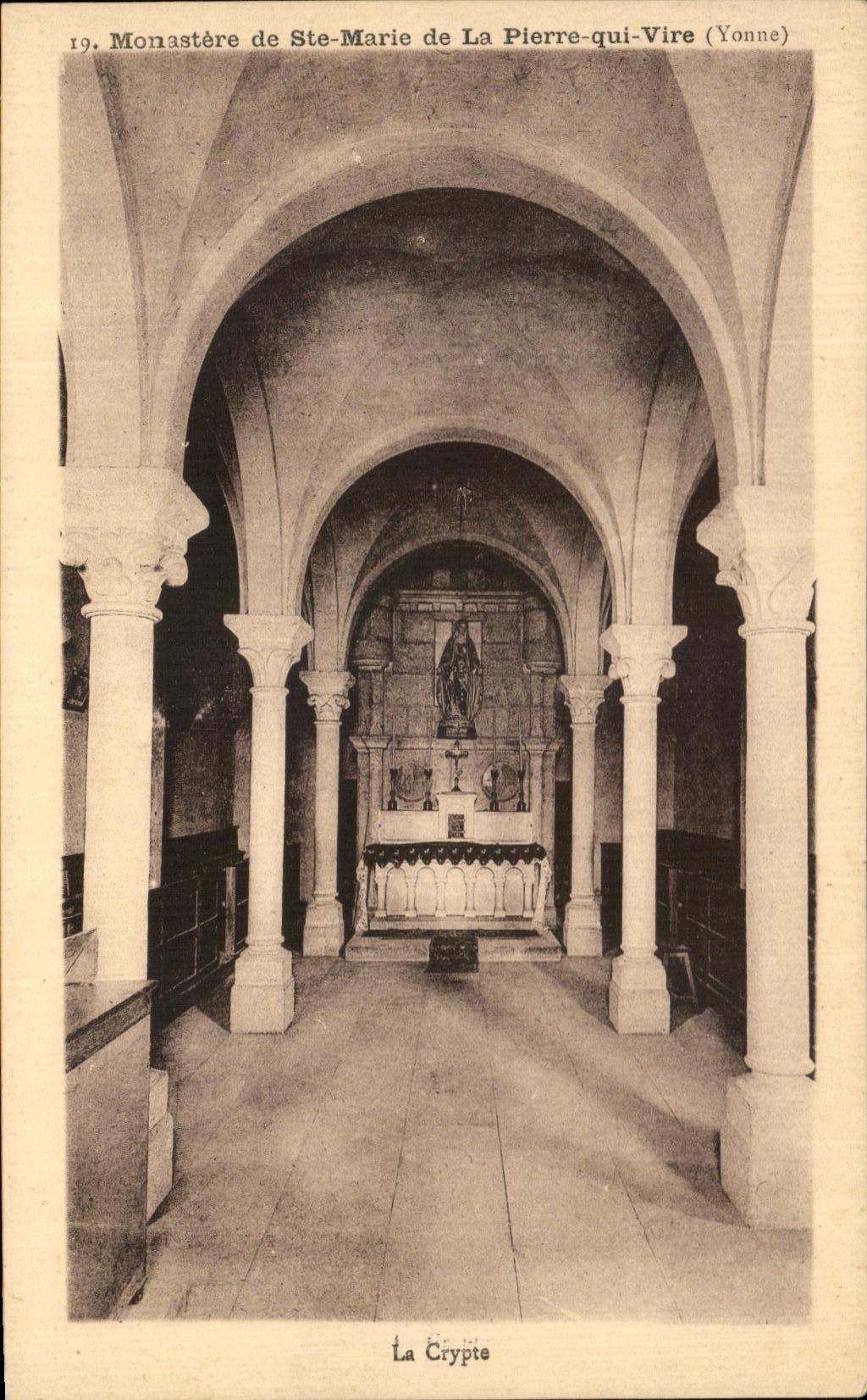 CPA Monastery of co Marie of Pierre who Transfers the Crypt