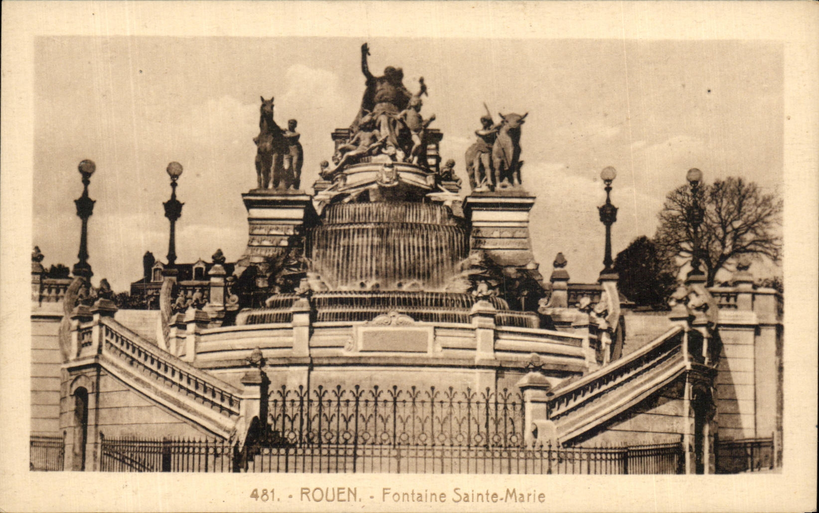 CPA Rouen Fountain Sainte Marie