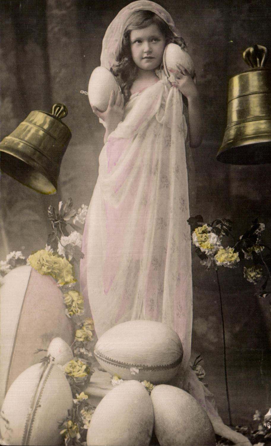 CPA Fantaisie Enfant oeufs Paques