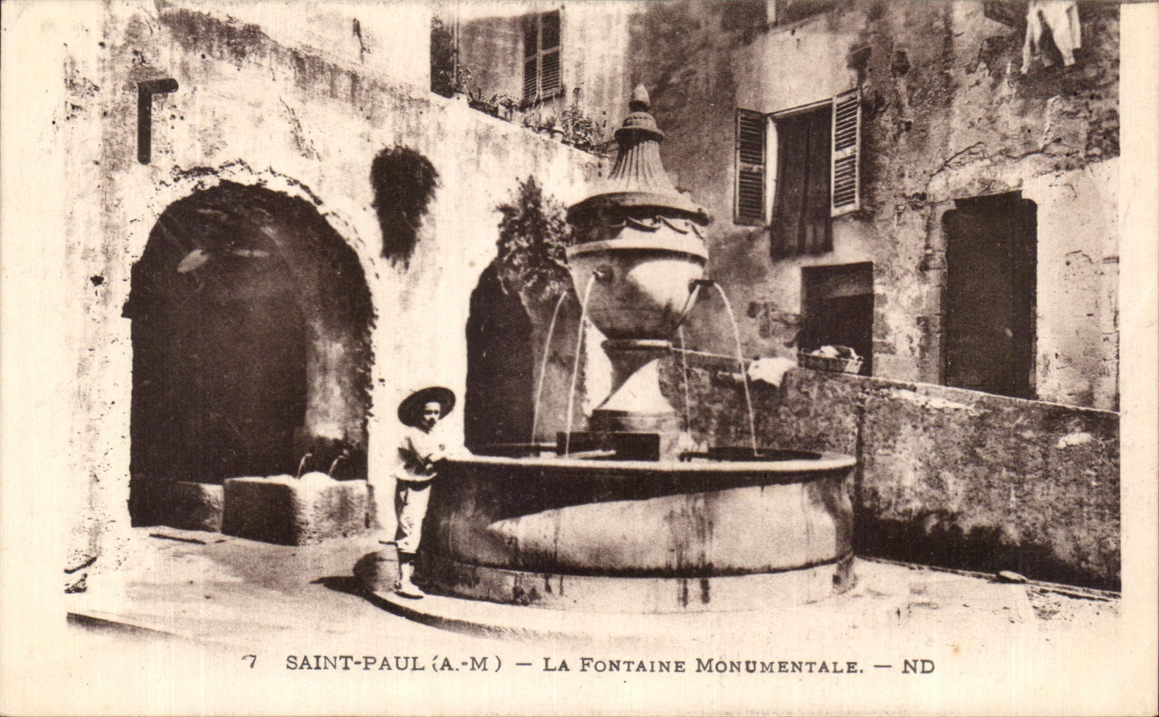 CPA Saint Paul la fuente monumental