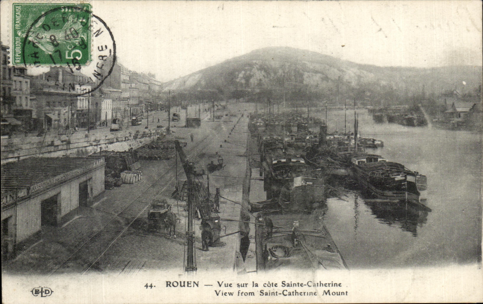 CPA Rouen Seen on the dimension Sainte Catherine Bateaux