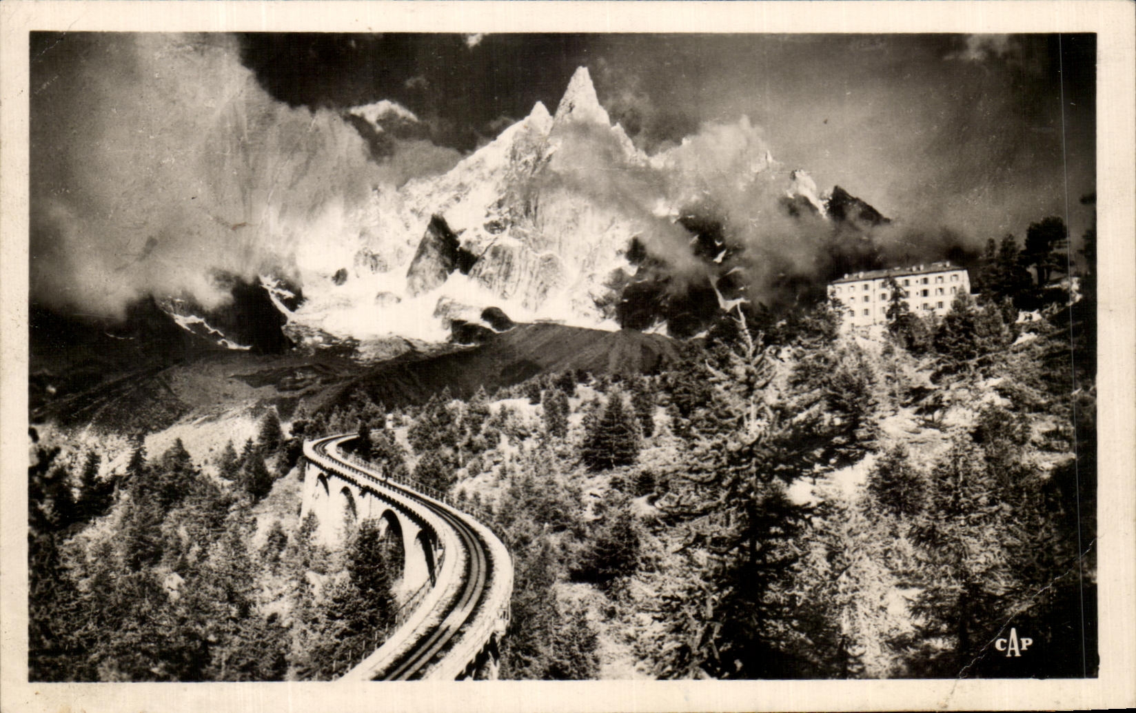 CPA Chamonix Mont Blanc Railroad of Montenvers thickly and the Hotel of Montenvers
