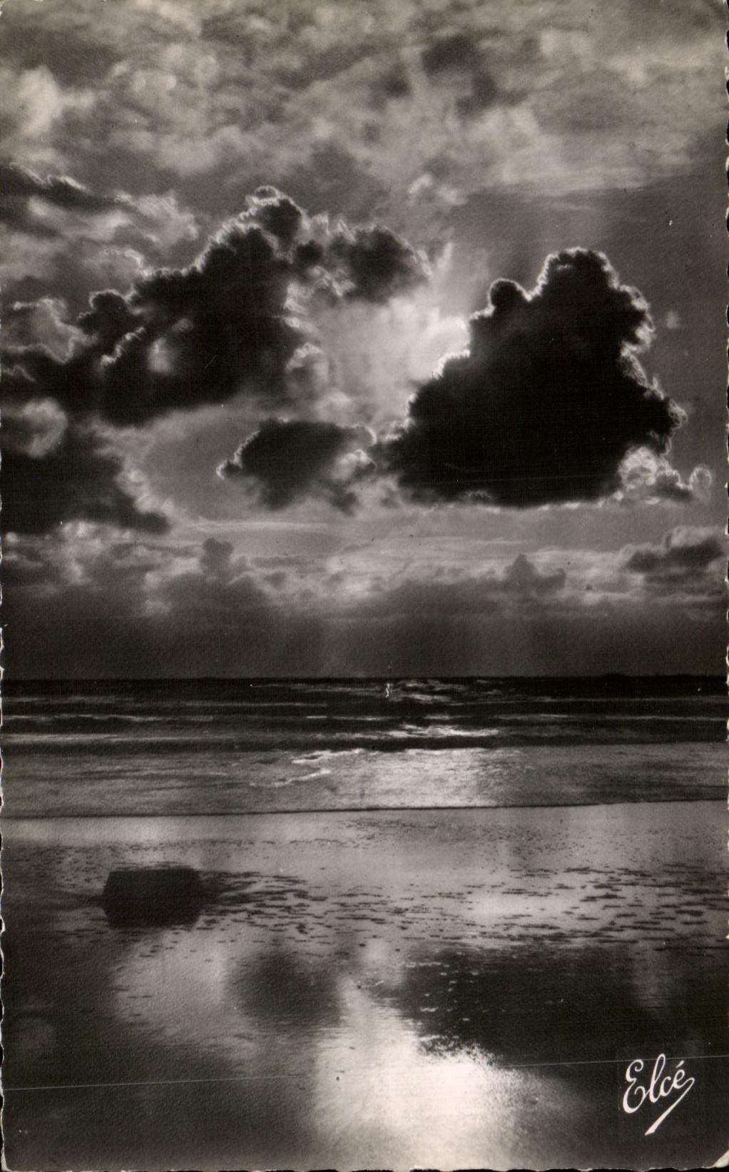 CPA Ile de Re Sunset with the Ocean