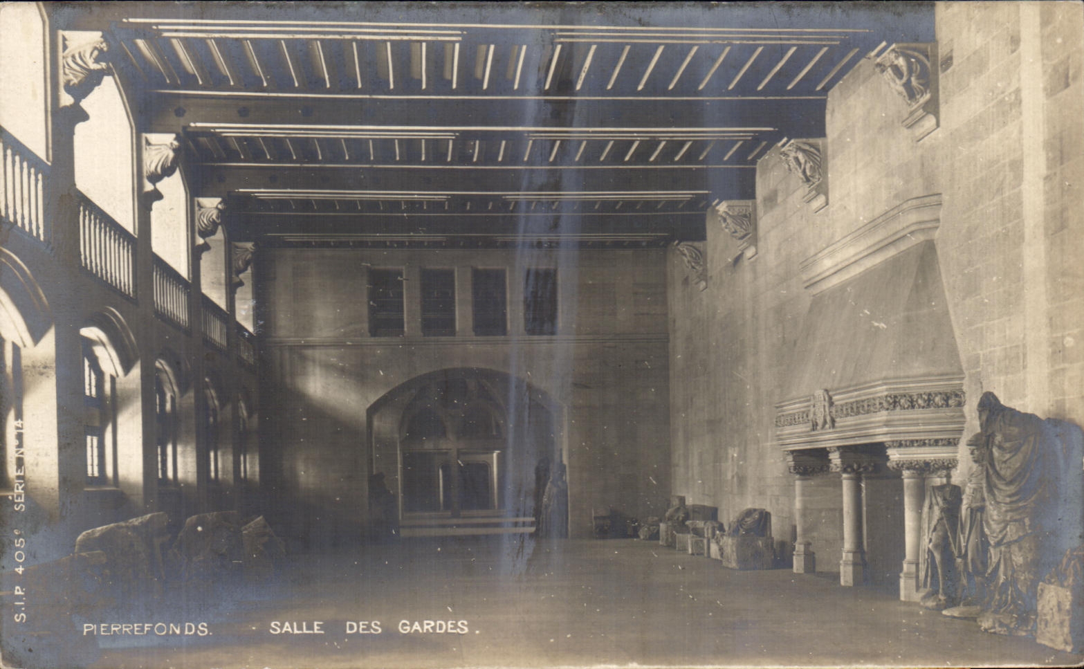 CPA Pierrefonds Salle Des Gardes