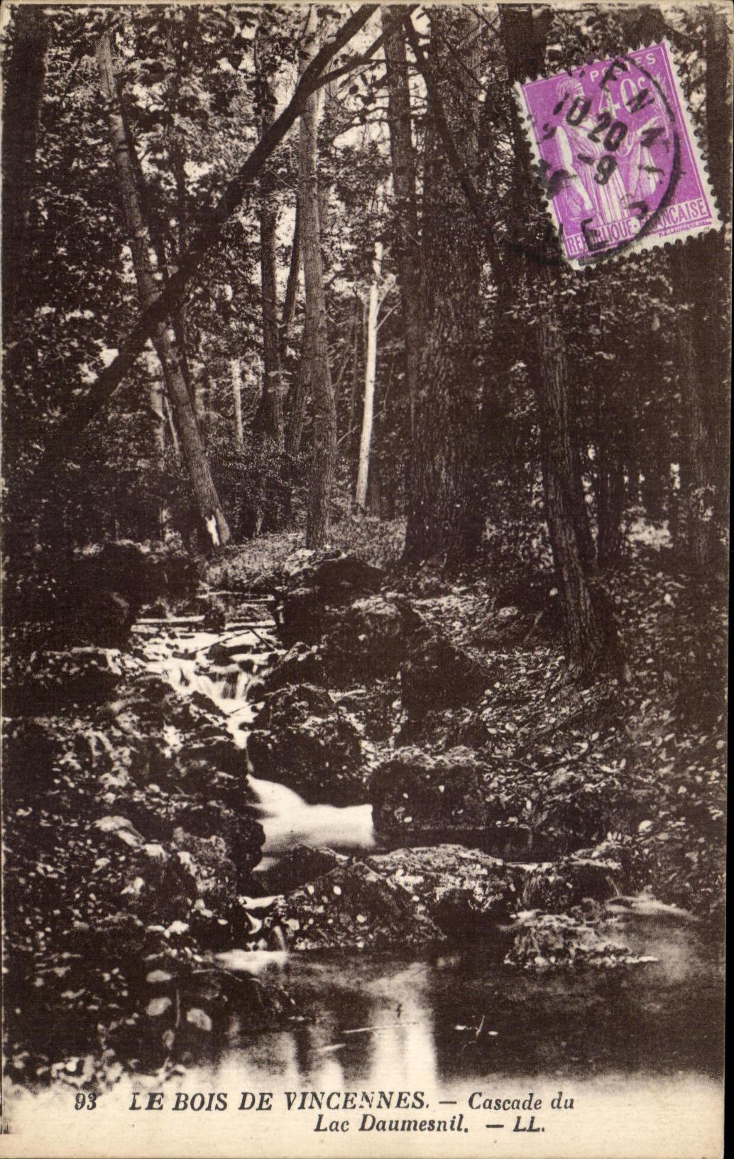 CPA Wood De Vincennes Cascades of the Lake Daumesnil