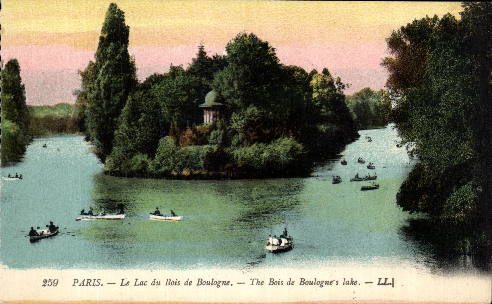 CPA Paris the Lake Of the Bois de Boulogne